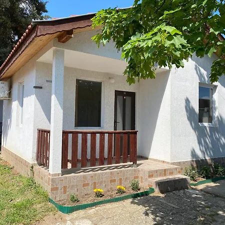 Gloria Houses-free Parking Penzion *